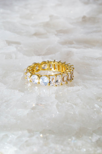 Undecided band ring